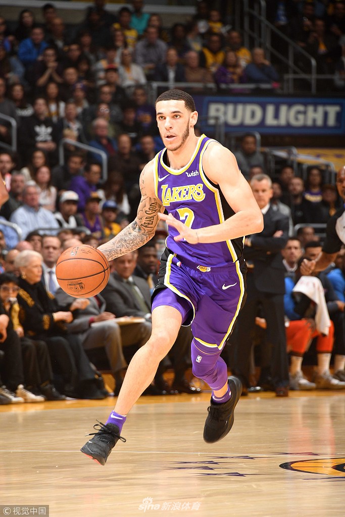 5的中锋张 5的中锋张